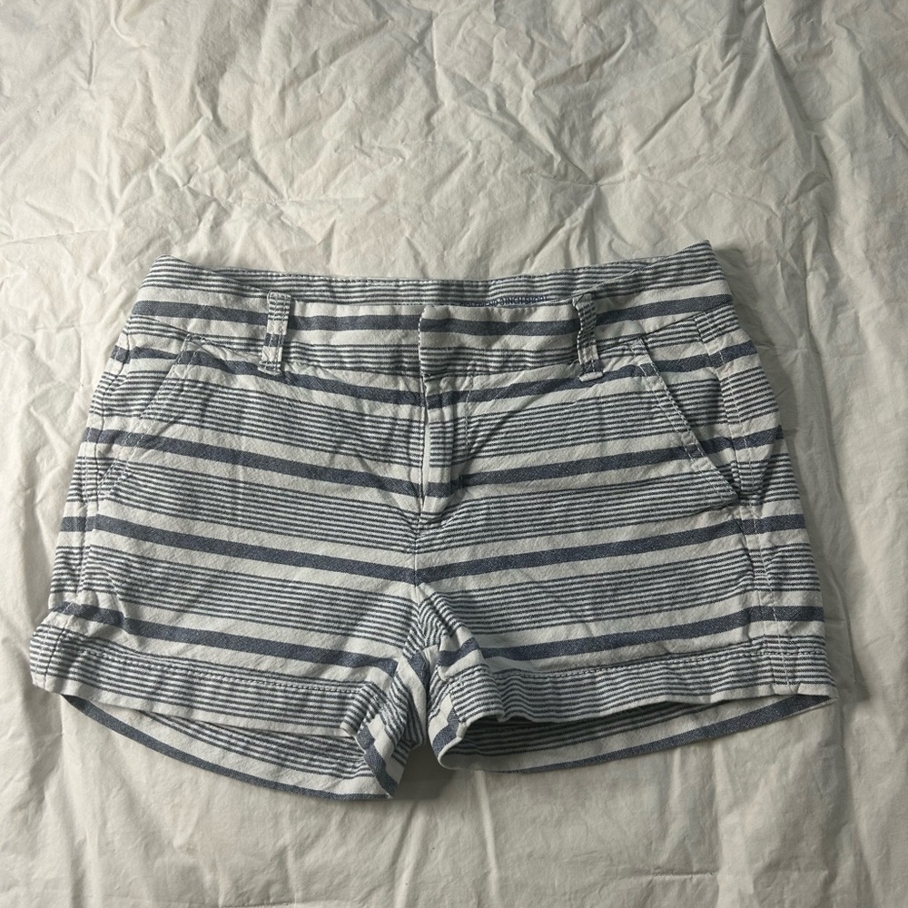 GAP ✨ Striped Gray Women's Shorts